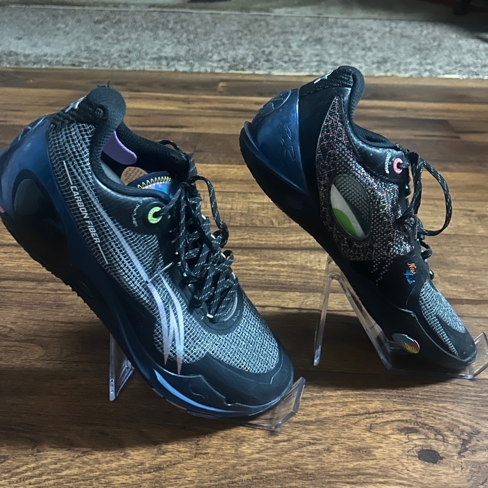 Stylish Black Athletic Shoes